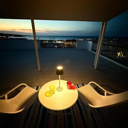 Terrazza Sul Blu Lägenhet